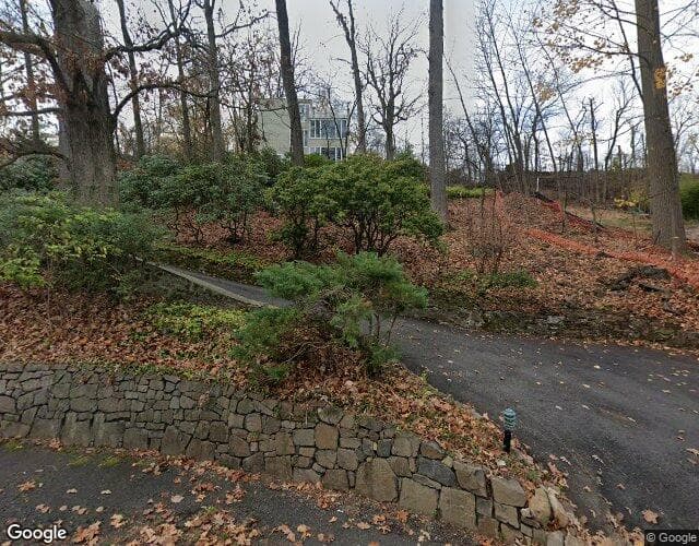 Street view of 206 Highland Ave